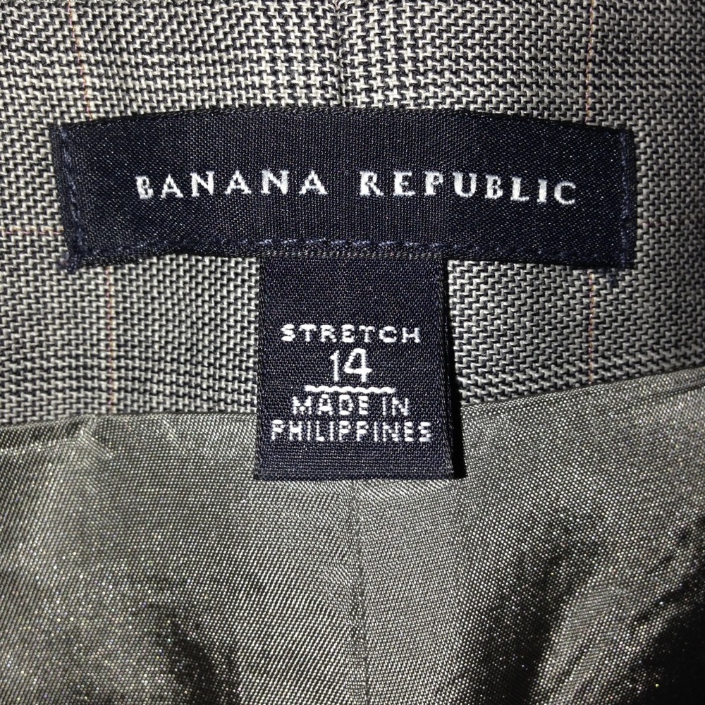 Banana Republic Wool Pencil Skirt - Picture 6 of 7